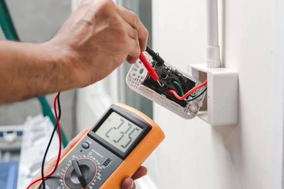 Electrical service in Brisbane by qualified electricians